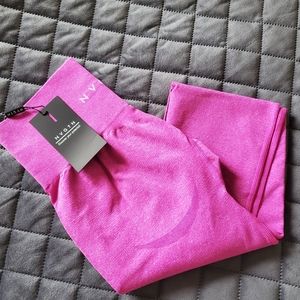 NEW NVGTN CONTOUR SEAMLESS MAUI LEGGINGS SIZE S